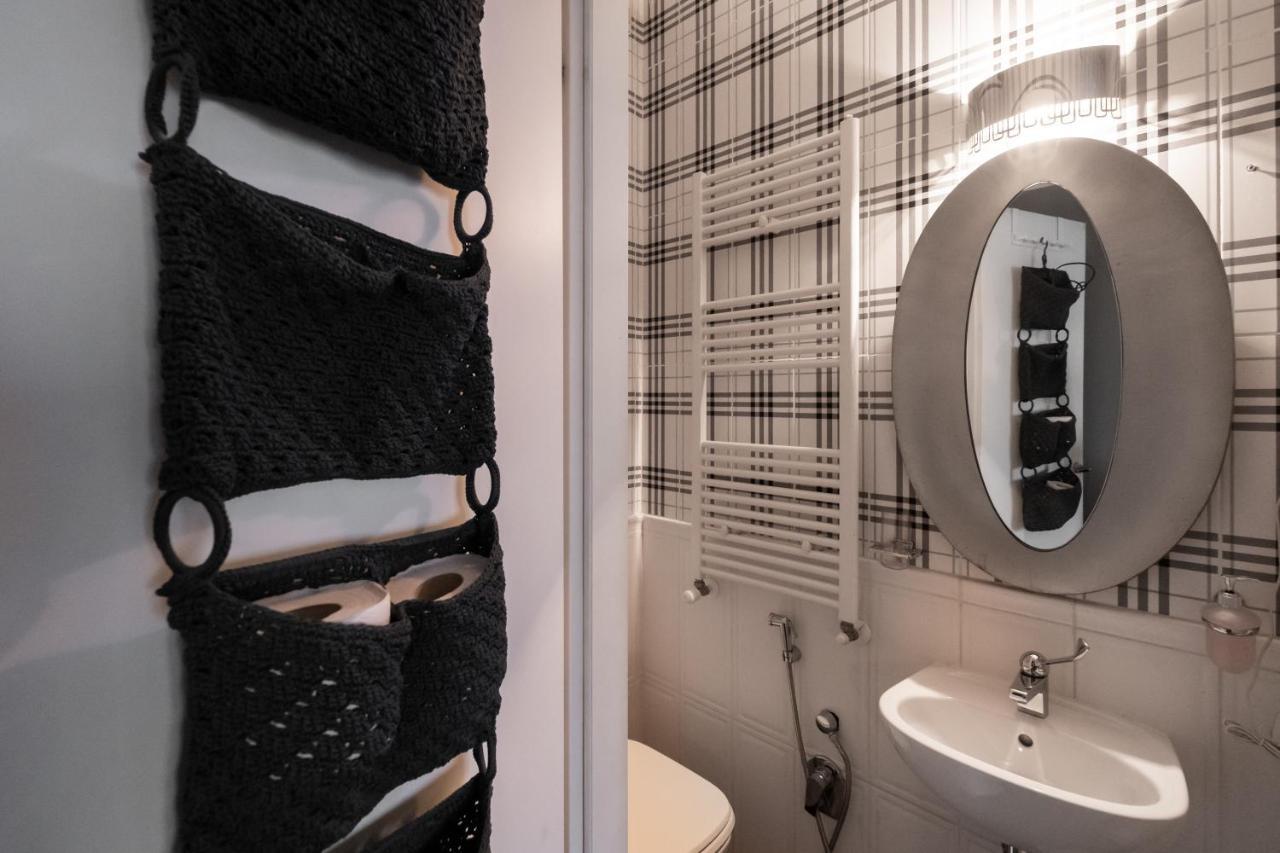 Cconforthotels R&B Cavour Бари Екстериор снимка