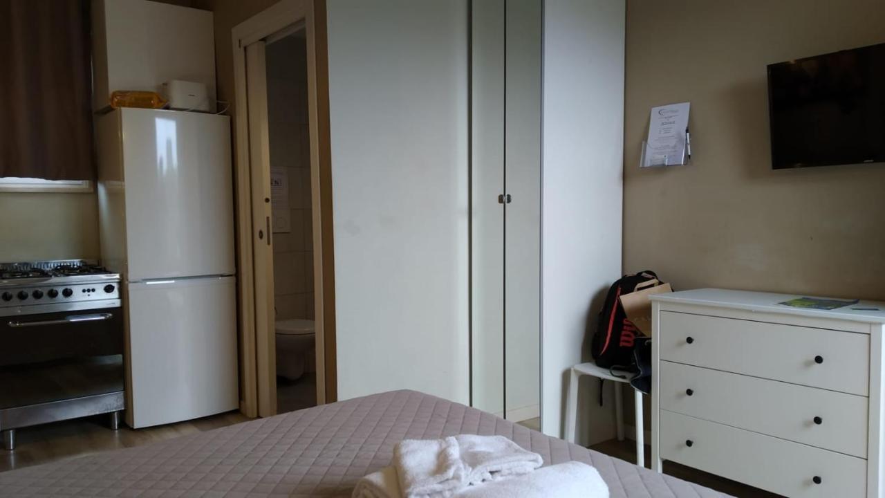 Cconforthotels R&B Cavour Бари Екстериор снимка