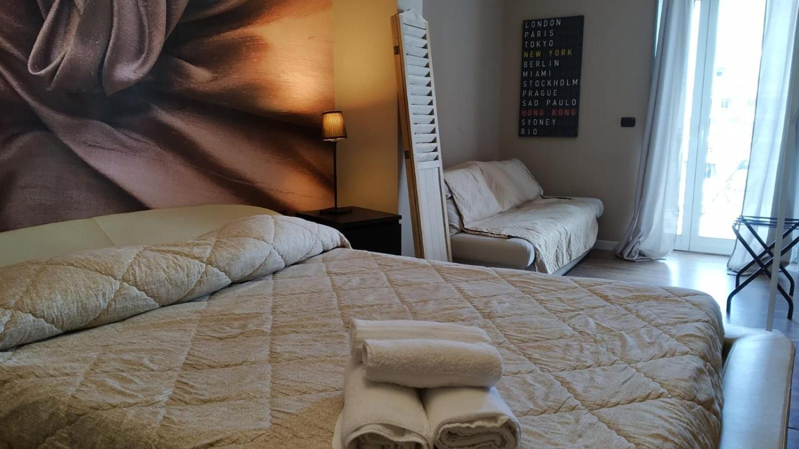 Cconforthotels R&B Cavour Бари Екстериор снимка